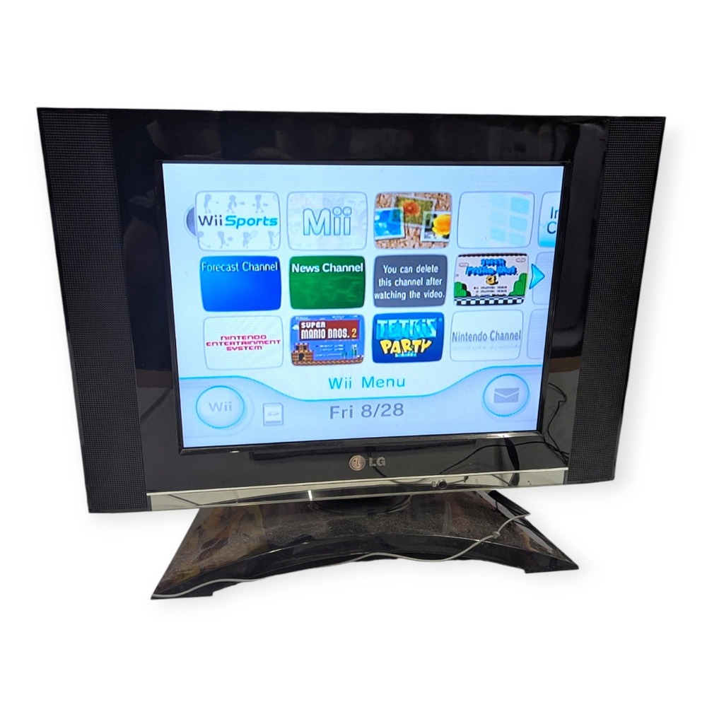 LG 15LA6R 15 inch LCD TV Monitor Retro Gaming Display RGB Component S-Video VGA
